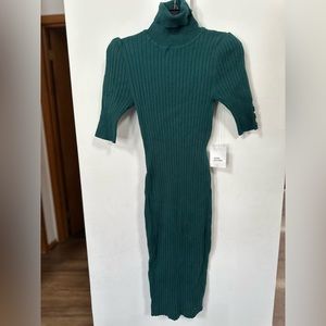 MODA INTERNATIONAL SIZE SMALL EMERALD GREEN SUPER STRETCHY DRESS